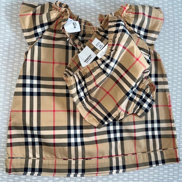 Burberry dress baby girl 3m - Picture 1 of 2